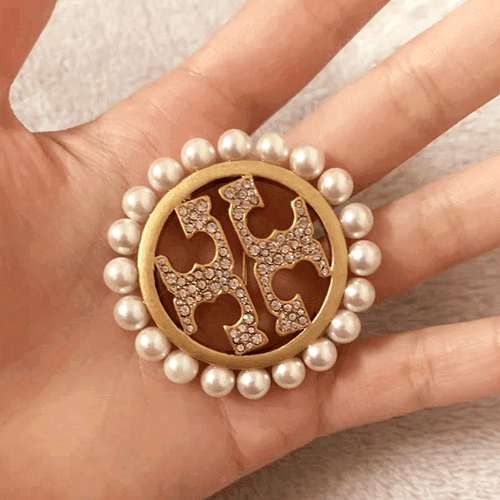 vintage custom white pearl brooches maker wholesale round custom rhinestone logo lapel pins bulk no minimum suppliers